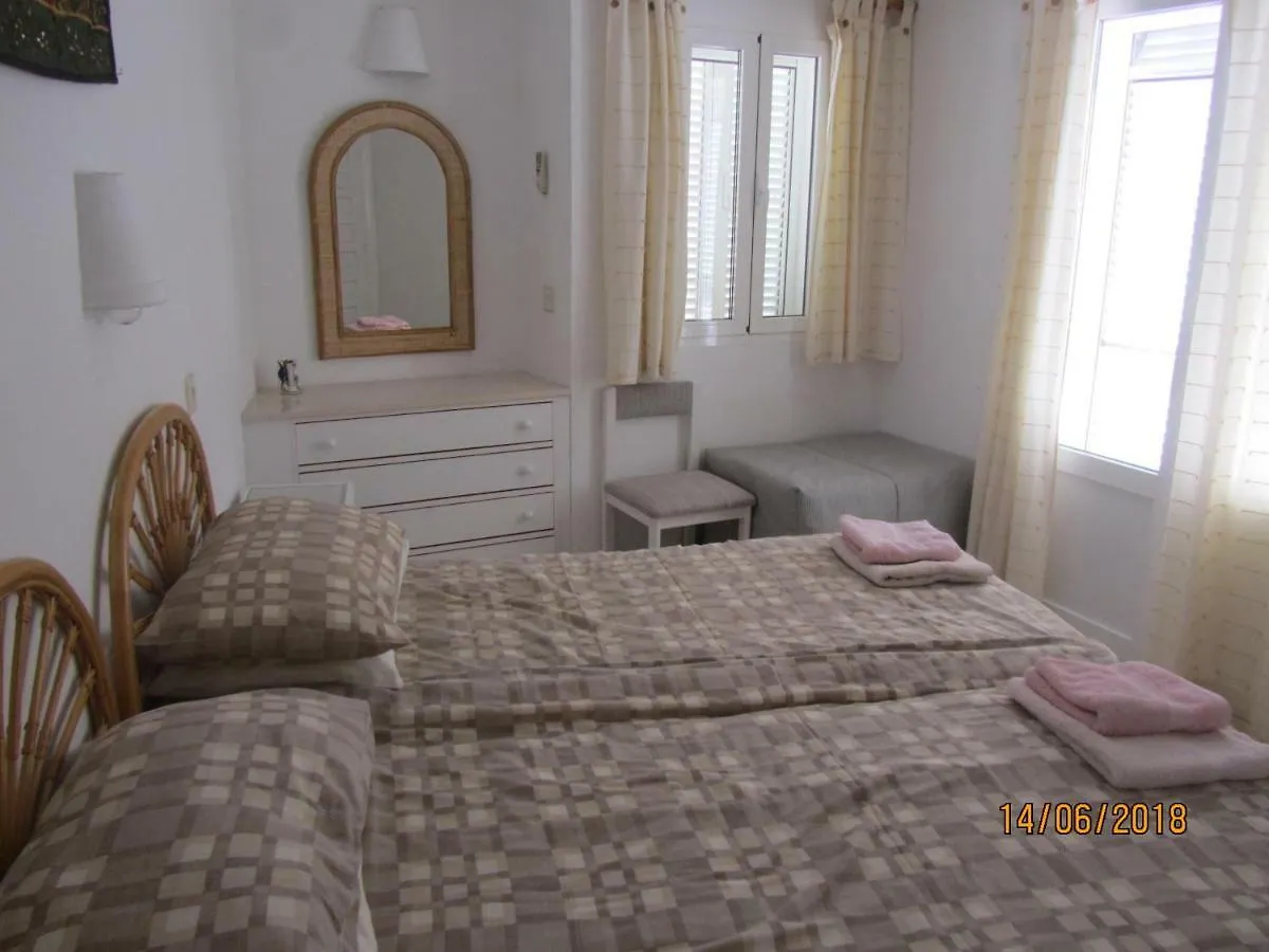 Cedra 5, Holiday Home, Cosy Apartment Turre