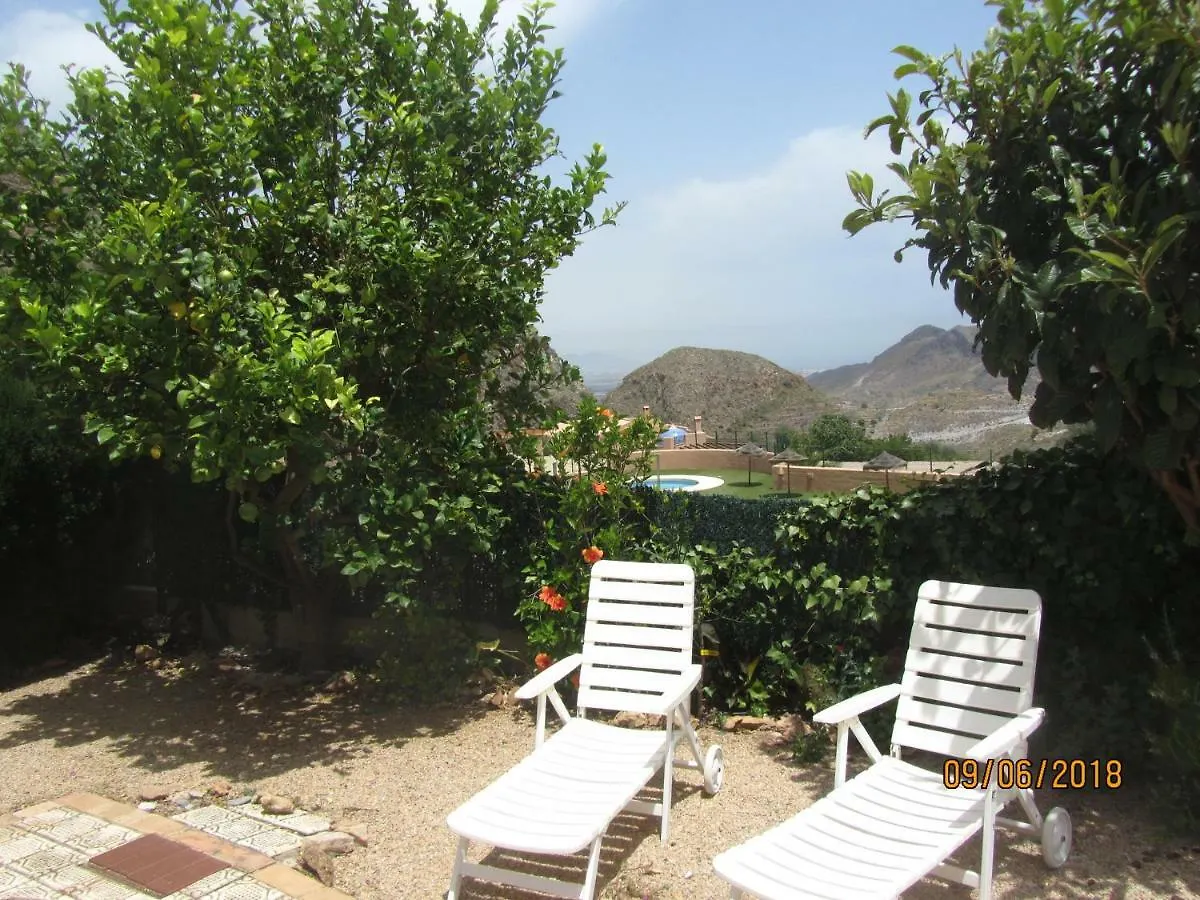 Cedra 5, Holiday Home, Cosy Apartment Turre