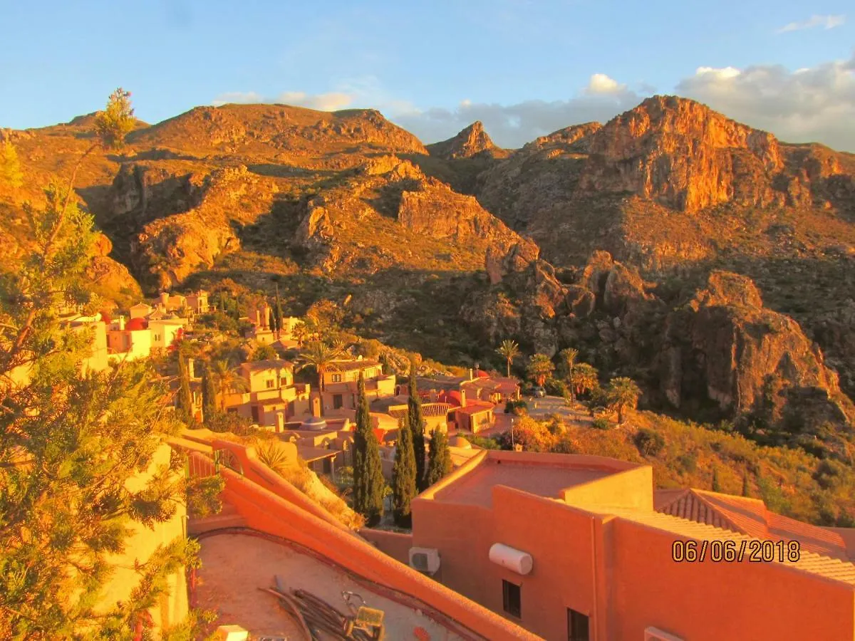 Cedra 5, Holiday Home, Cosy Apartment Turre